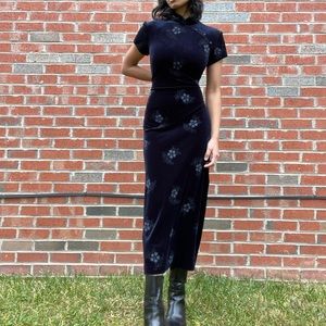 VTG ⏰ S.L. FASHIONS navy blue velvet maxi dress